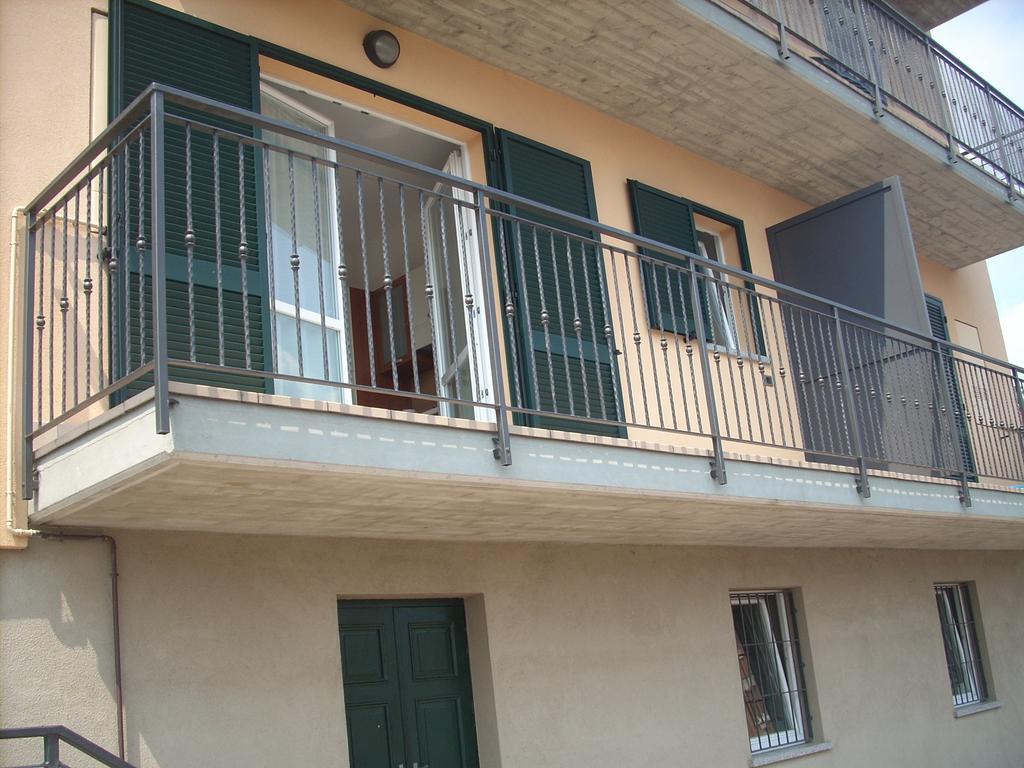 Casa Vacanze Valvendra Lovere Habitación foto